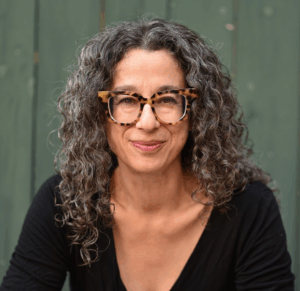Tamar Charney is a consultant at Charney LLC and an instructor for audio storytelling courses for the Knight Center. (Courtesy)